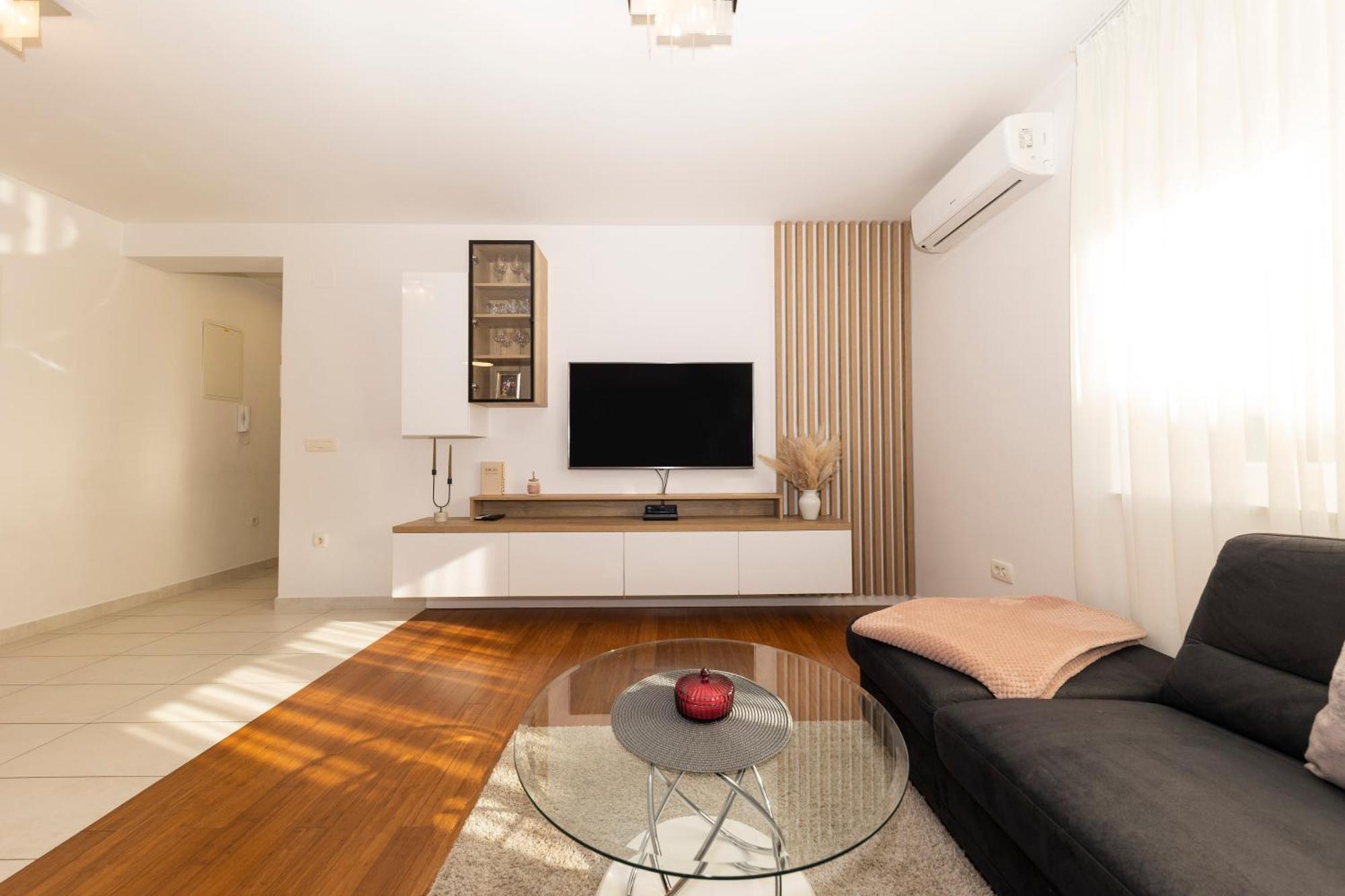 Apartment Matek Задар Екстер'єр фото